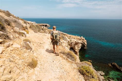 dingli cliffs hike